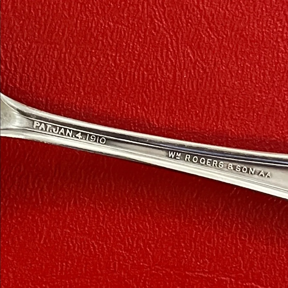 Solid Smooth Casserole Spoon Pat. Jan 4 1910 W M Rogers